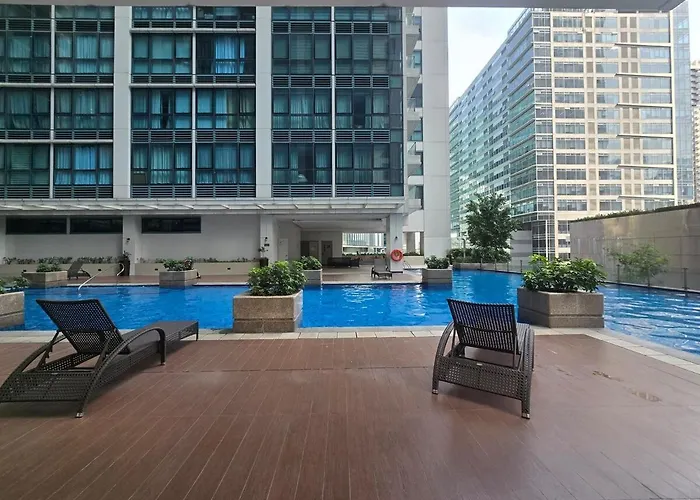 Beautiful Sunset One Uptown Near Grand Hyatt Bgc Uptown, St Lukes Medical Center, And Mitsukoshi Mall Manila